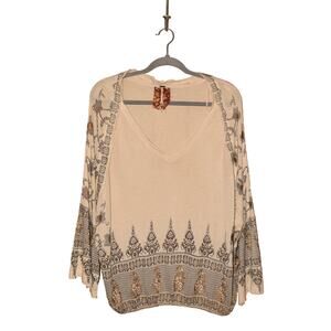 FREE PEOPLE $78 Medallion Print Bell Sleeve V-Neck Top Cream Black Medium